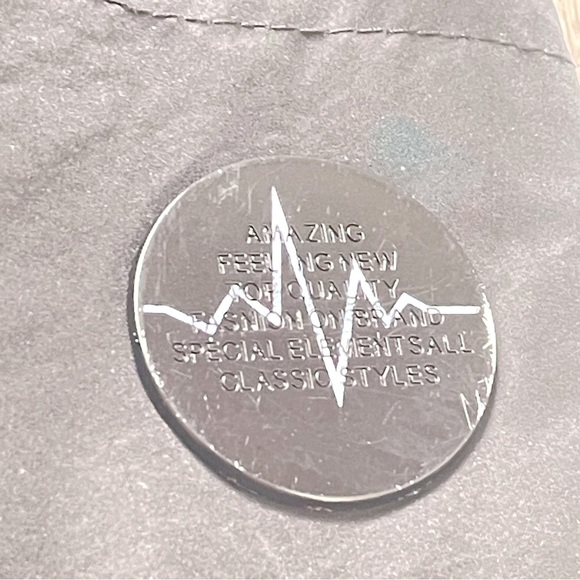 BLACK BOMBER JACKET CREW NECK BLACK ZIPPER 2 SIDE POCKETS FITS SIZE M/L - Picture 4 of 14